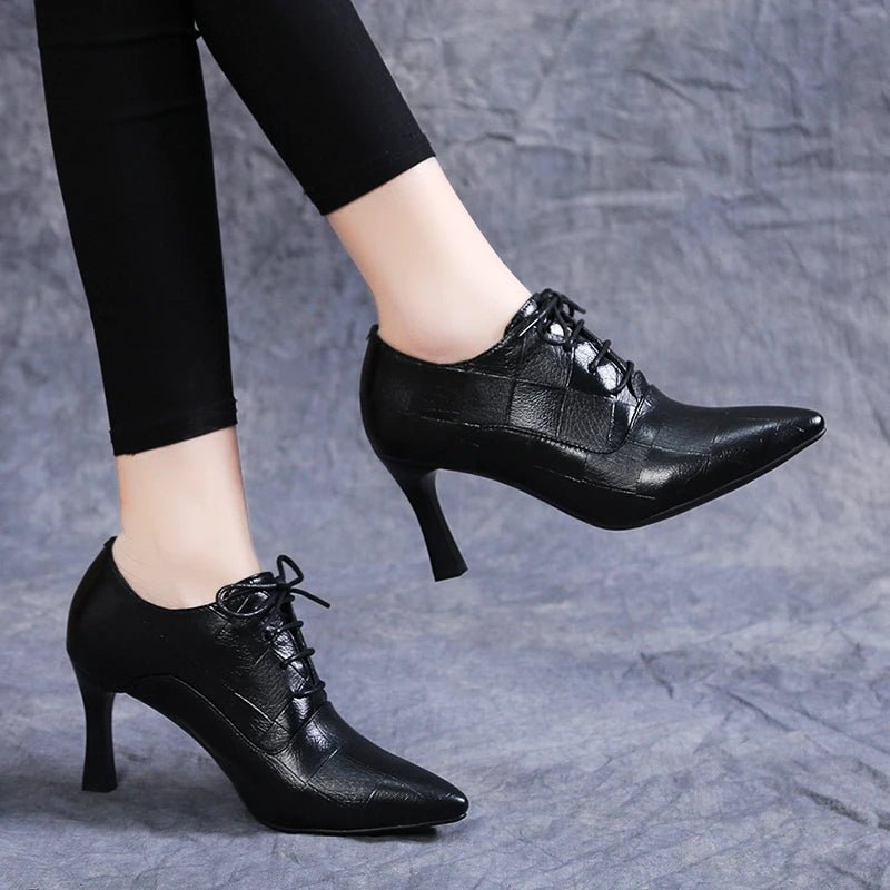 Fashion Elegant Pointy Toe Patent Leather Ladies Slip On Formal Dressing Shoes For Woman Middle Heel Shoes Office Shoes